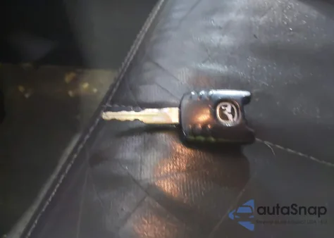 2005 Mazda Tribute S from USA, damaged, VIN 4F2CZ96155KM55011